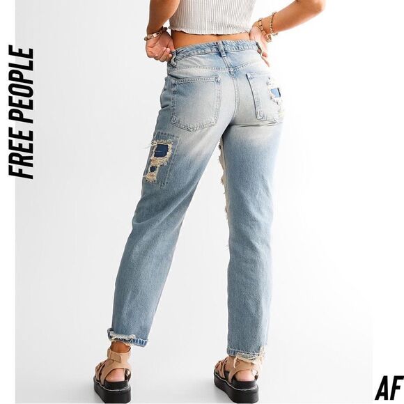 FREE PEOPLE DESERT ROSE STRAIGHT JEANS NWT SIZE 27 - Picture 4 of 13